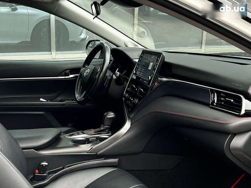 Toyota Camry 2021 - фото 24