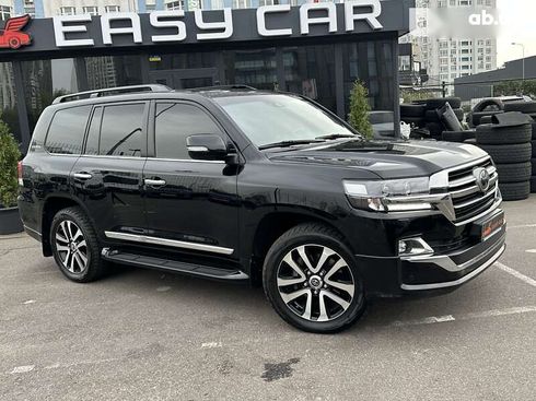 Toyota Land Cruiser 2019 - фото 12