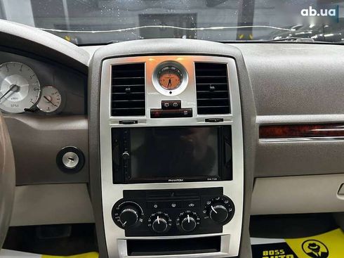 Chrysler 300C 2006 - фото 18