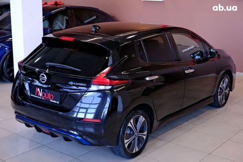 Nissan Leaf 2022 черный - фото 5
