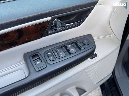 Volkswagen Routan 2013 - фото 15