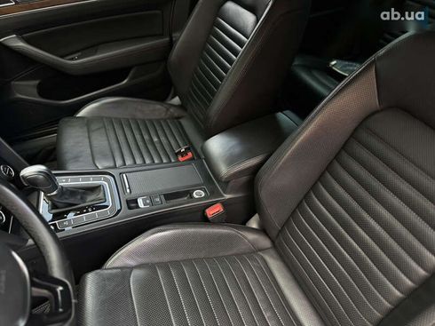 Volkswagen Passat 2018 - фото 29