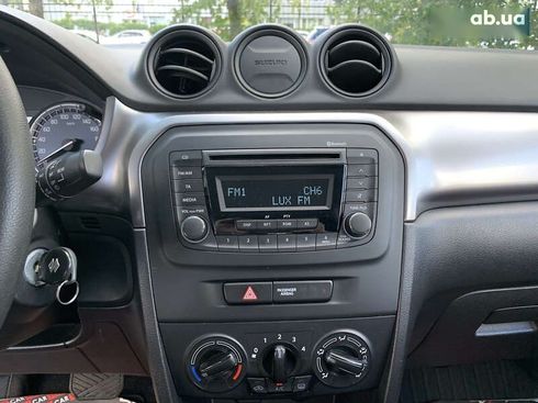 Suzuki Vitara 2021 - фото 30
