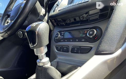 Ford Focus 2014 - фото 19