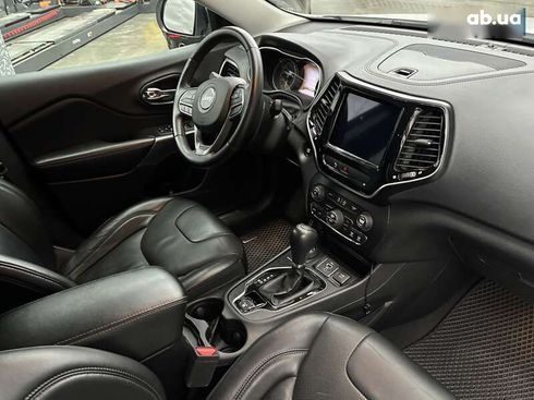 Jeep Cherokee 2019 - фото 14