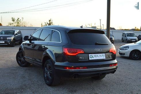 Audi Q7 2010 - фото 3