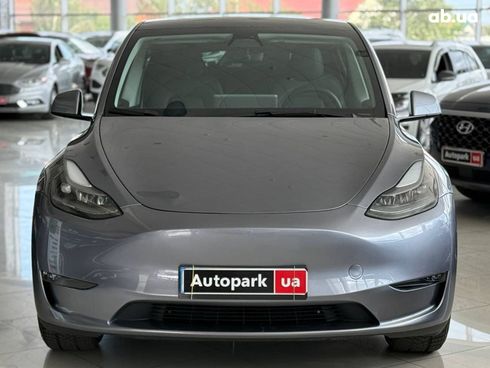 Tesla Model Y 2023 серый - фото 2