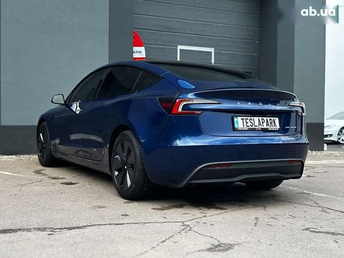 Tesla Model 3 2024 - фото 8