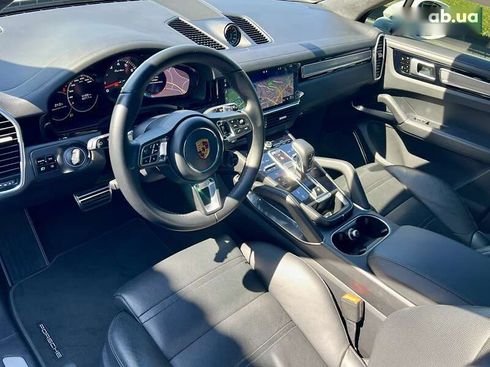 Porsche Cayenne 2018 - фото 30