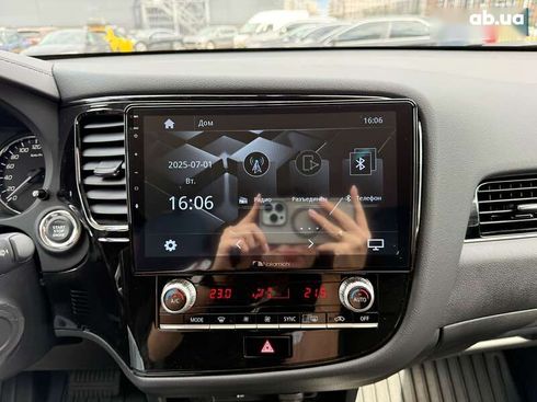Mitsubishi Outlander 2023 - фото 15