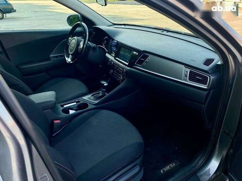Kia Niro 2017 - фото 22