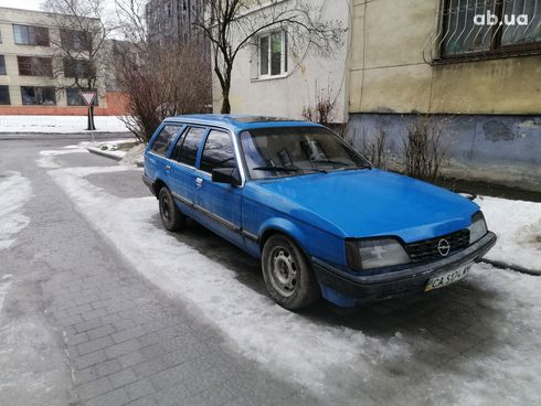 Opel Rekord 1985 синий - фото 17