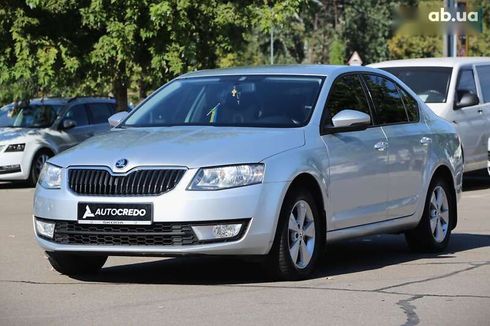 Skoda Octavia 2017 - фото 3