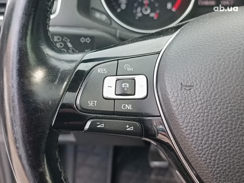 Volkswagen Passat 2015 белый - фото 27