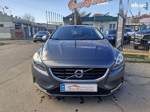 Volvo V40 2014 - фото 2