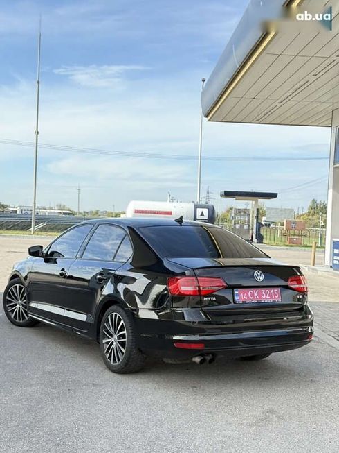 Volkswagen Jetta 2015 - фото 3