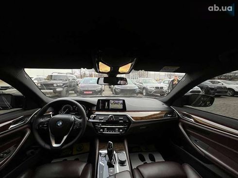 BMW 5 серия 2018 - фото 9