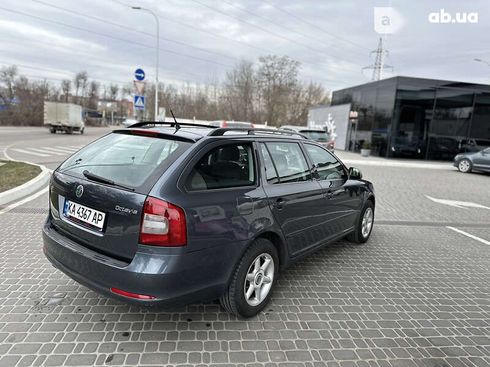 Skoda Octavia 2010 - фото 4