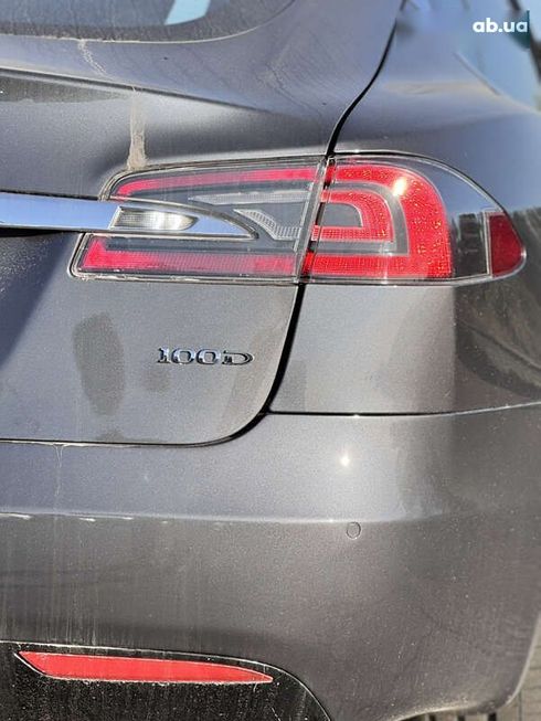 Tesla Model S 2018 - фото 9