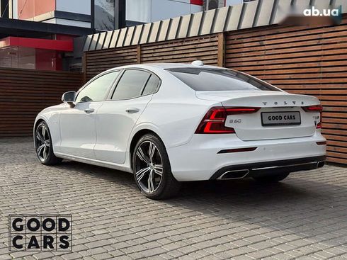 Volvo S60 2020 - фото 4