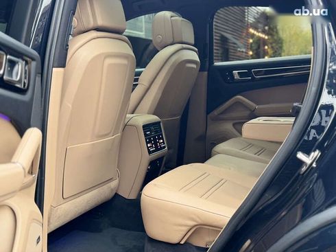 Porsche Cayenne Coupe 2019 - фото 27