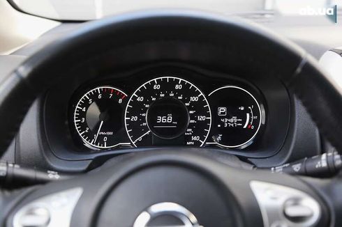 Nissan Versa 2017 - фото 16