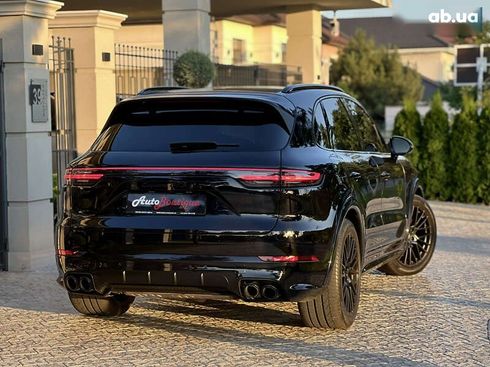Porsche Cayenne 2022 - фото 15