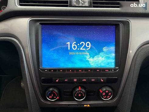 Volkswagen Passat 2014 - фото 27