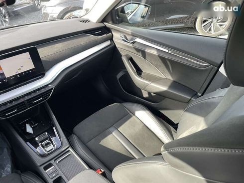Skoda Octavia 2021 - фото 30
