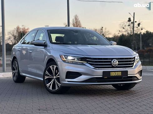 Volkswagen Passat 2021 - фото 8