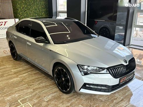 Skoda Superb 2023 - фото 4