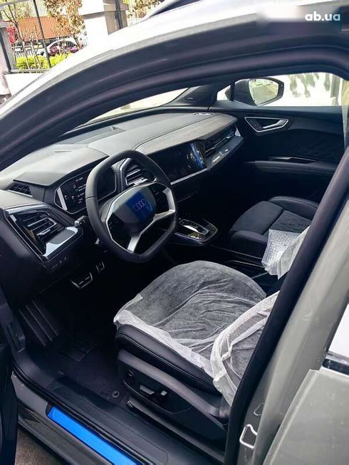 Audi Q4 e-tron 2025 - фото 5