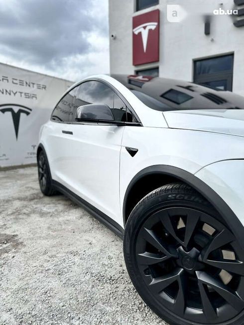 Tesla Model X 2021 - фото 4