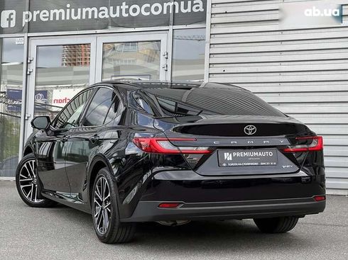Toyota Camry 2024 - фото 8