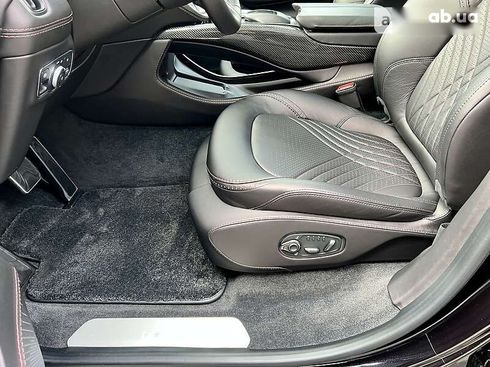 Aston Martin DBX 2021 - фото 19