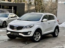 Продажа б/у Kia Sportage 2011 года в Киеве - купить на Автобазаре