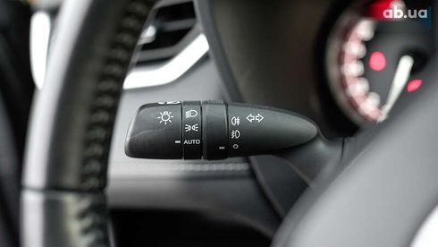 Toyota RAV4 2021 - фото 16