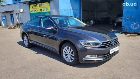 Volkswagen Passat 2018 - фото 21
