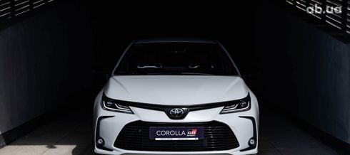 Toyota Corolla 2022 - фото 2