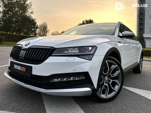 Skoda Superb 2020 - фото 22