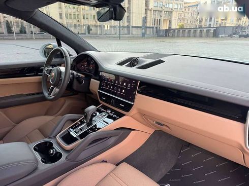 Porsche Cayenne 2022 - фото 30
