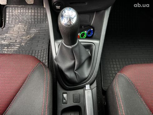 Renault Clio 2014 белый - фото 23