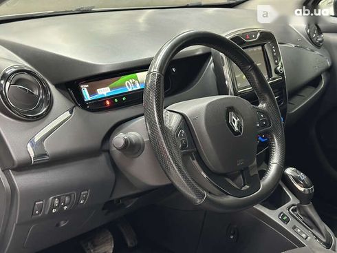 Renault Zoe 2018 - фото 16