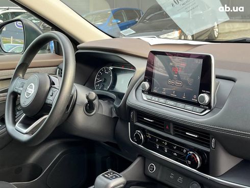 Nissan Rogue 2021 черный - фото 41