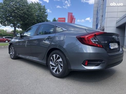 Honda Civic 2017 - фото 8