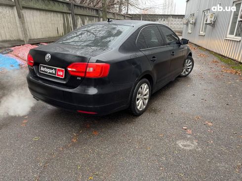 Volkswagen Jetta 2014 черный - фото 9