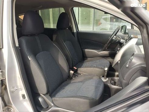 Nissan Versa 2015 - фото 19
