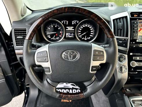 Toyota Land Cruiser 2012 - фото 25