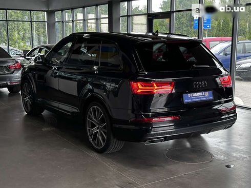 Audi Q7 2017 - фото 10