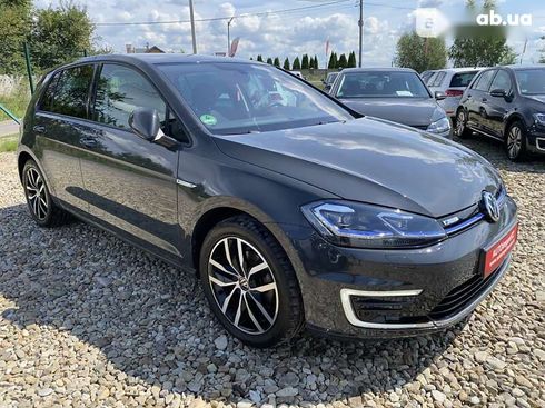 Volkswagen e-Golf 2020 - фото 16